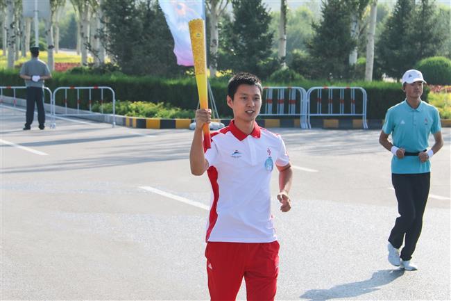 公司参与陕西省十七届运动会火炬传递