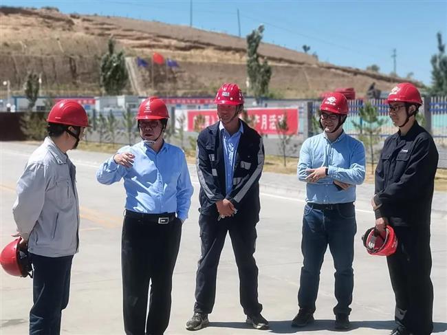 集团公司领导王栋莅临公司检查指导工作