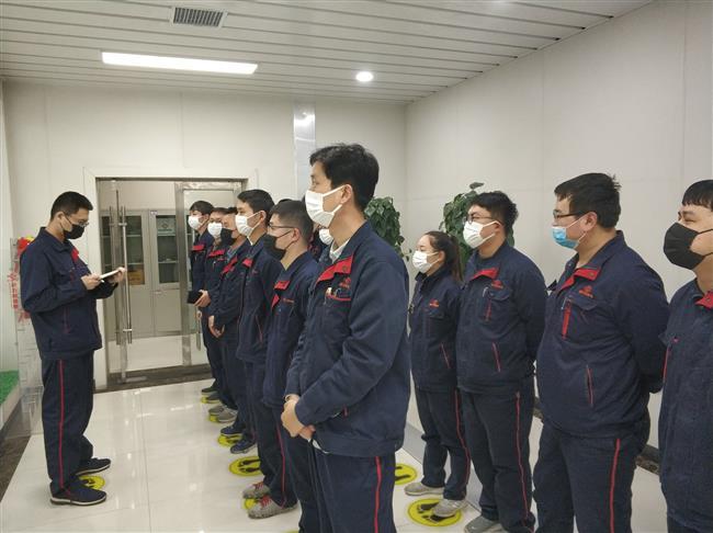 立足岗位做贡献，战“疫”复产展风采