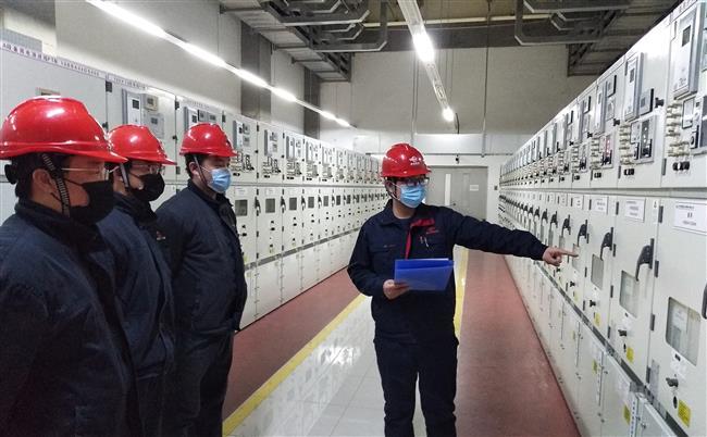 公司设备部电气专业将“手指口述”融入安全培训