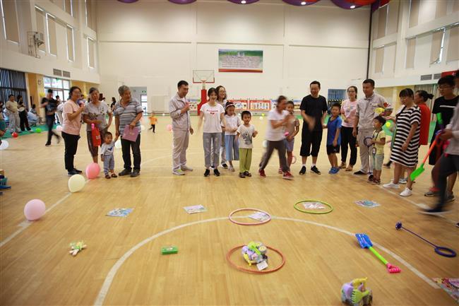 公司举办2019年“快乐宝贝”亲子趣味游戏活动