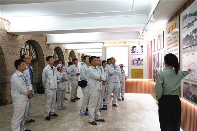 公司开展“不忘初心，牢记使命”主题教育活动